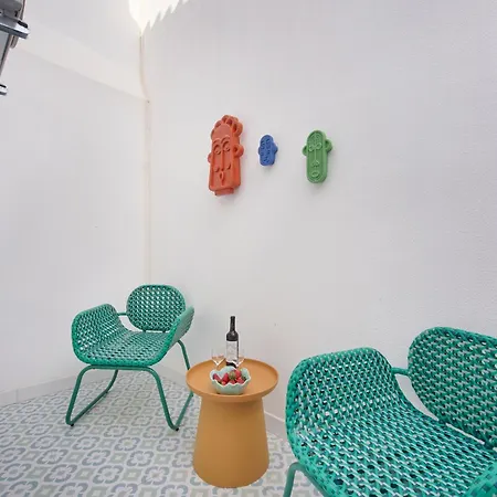 & Sunny 10m To Beach, By Timecooler