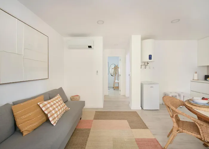 Apartman & Sunny 10m To Beach, By Timecooler Setúbal