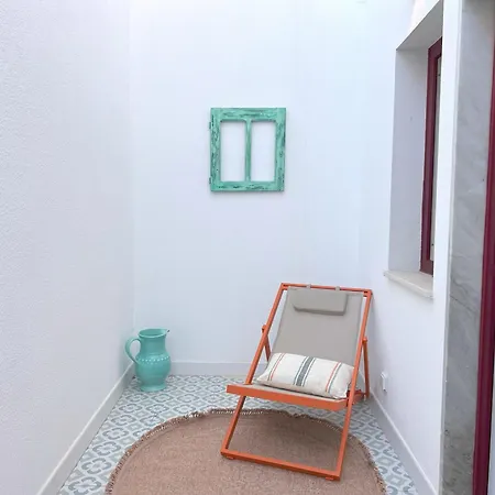 Apartment & Sunny 10m To Beach, By Timecooler