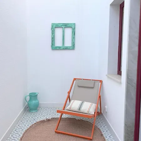 Apartment & Sunny 10m To Beach, By Timecooler *